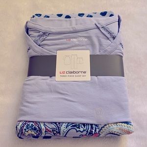 SOLD - NEW Liz Claiborne 3 Piece Sleep Set in Blue Dot Foulard